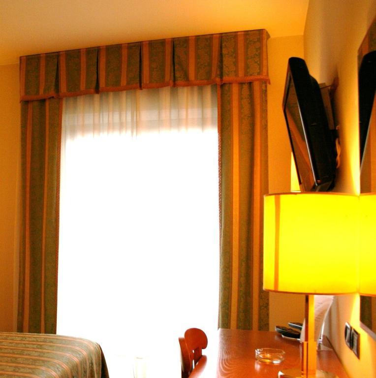 Savant Hotel Lamezia Terme Chambre photo