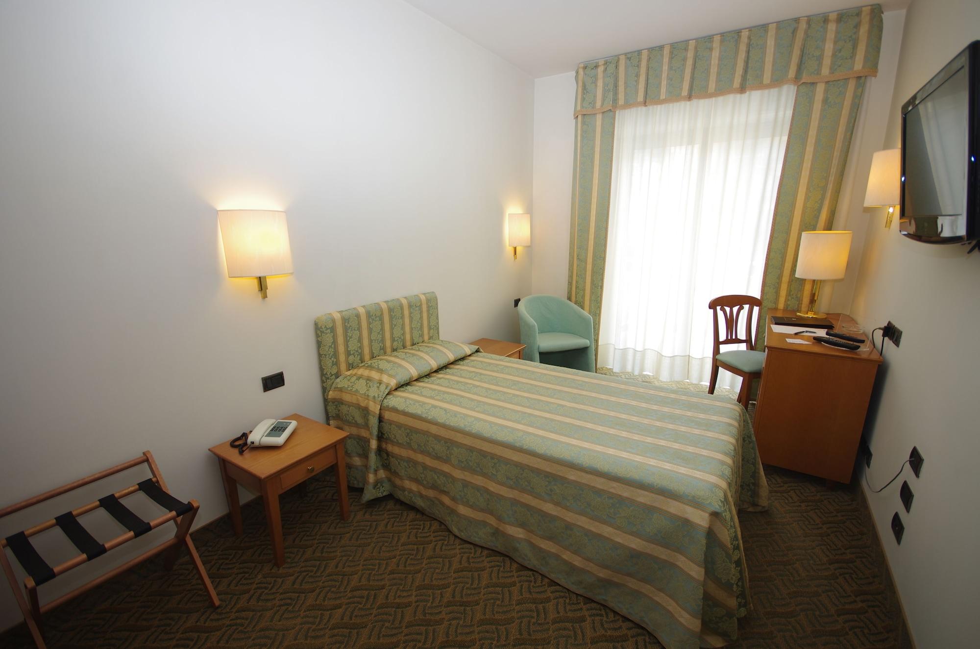 Savant Hotel Lamezia Terme Extérieur photo